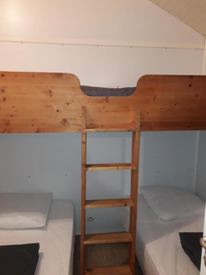 Camping Du Port De Plaisance بيرون المظهر الخارجي الصورة